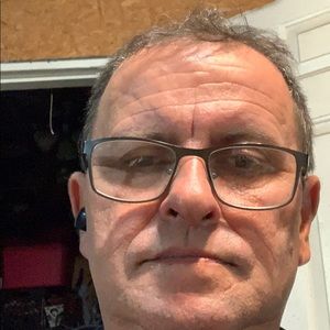 Meet your Posher, Julio